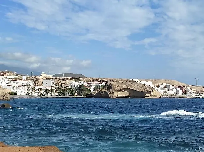 Playa Celeste Tajao